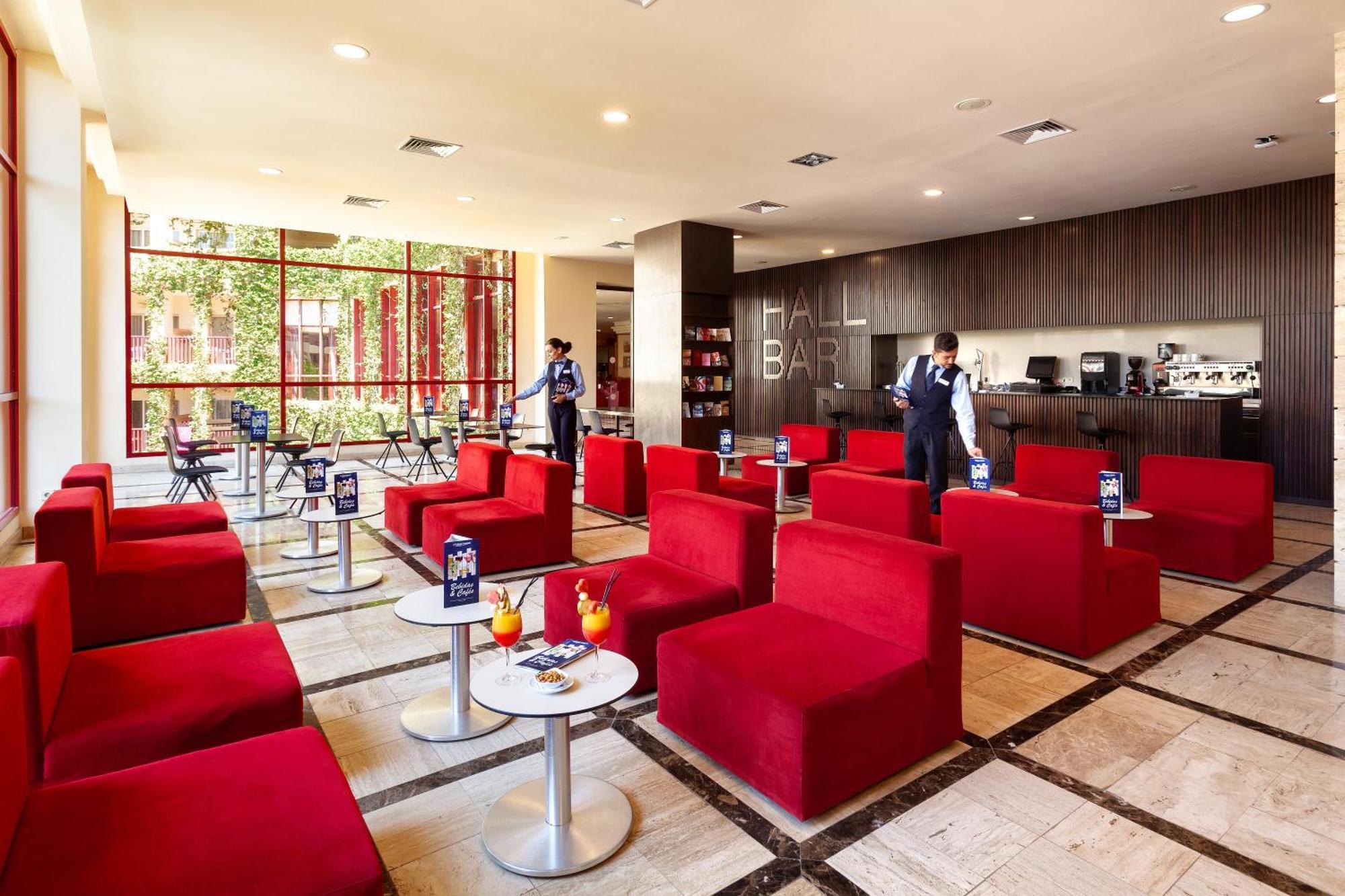 Jacaranda Hotel