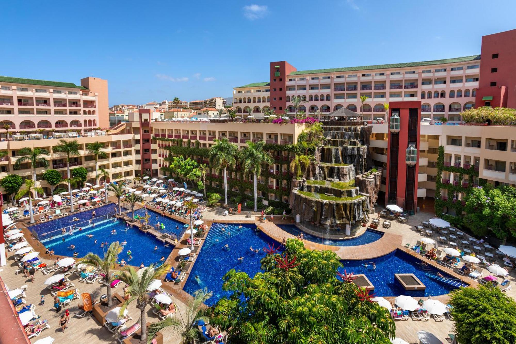 Jacaranda 4*