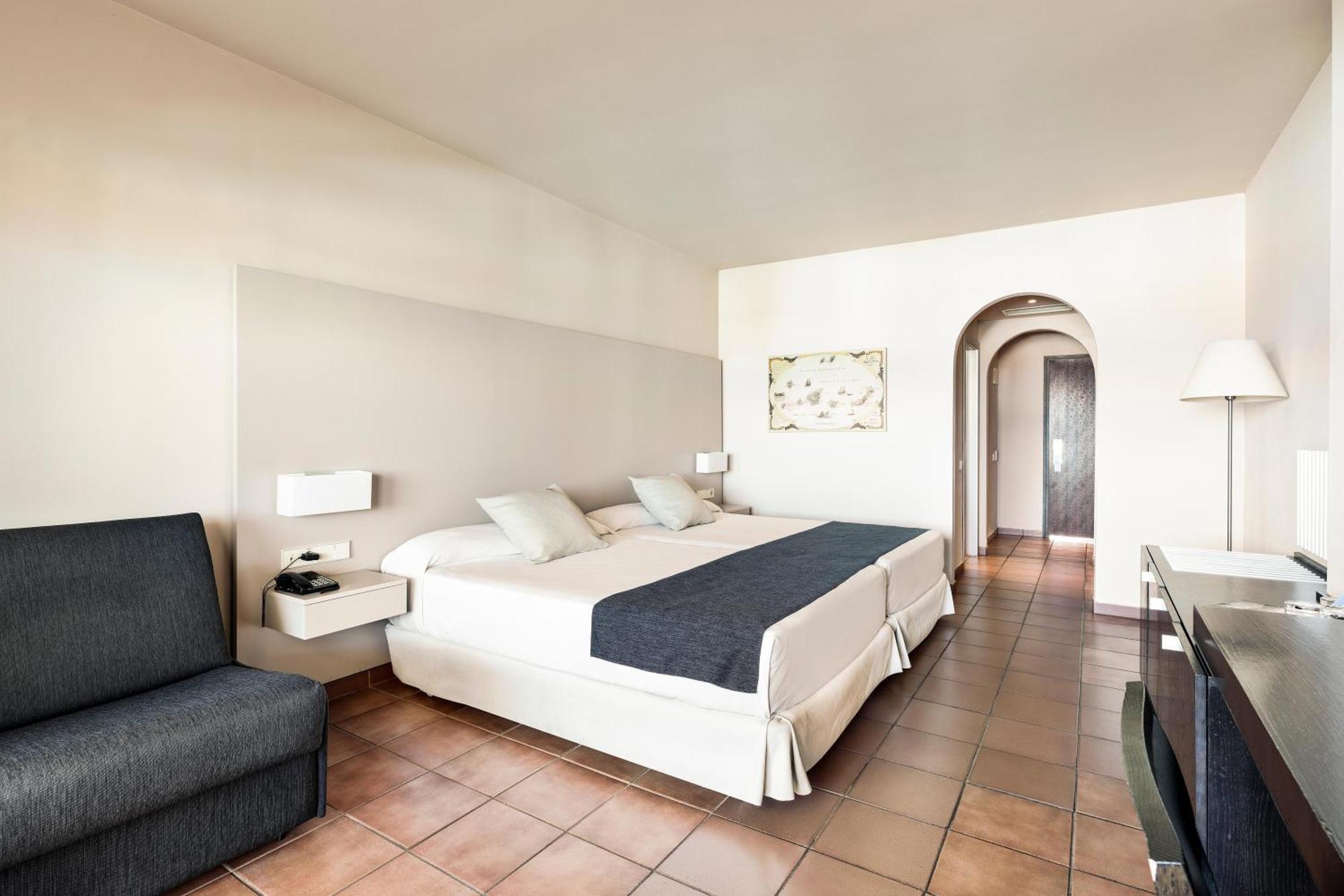Jacaranda Hotel